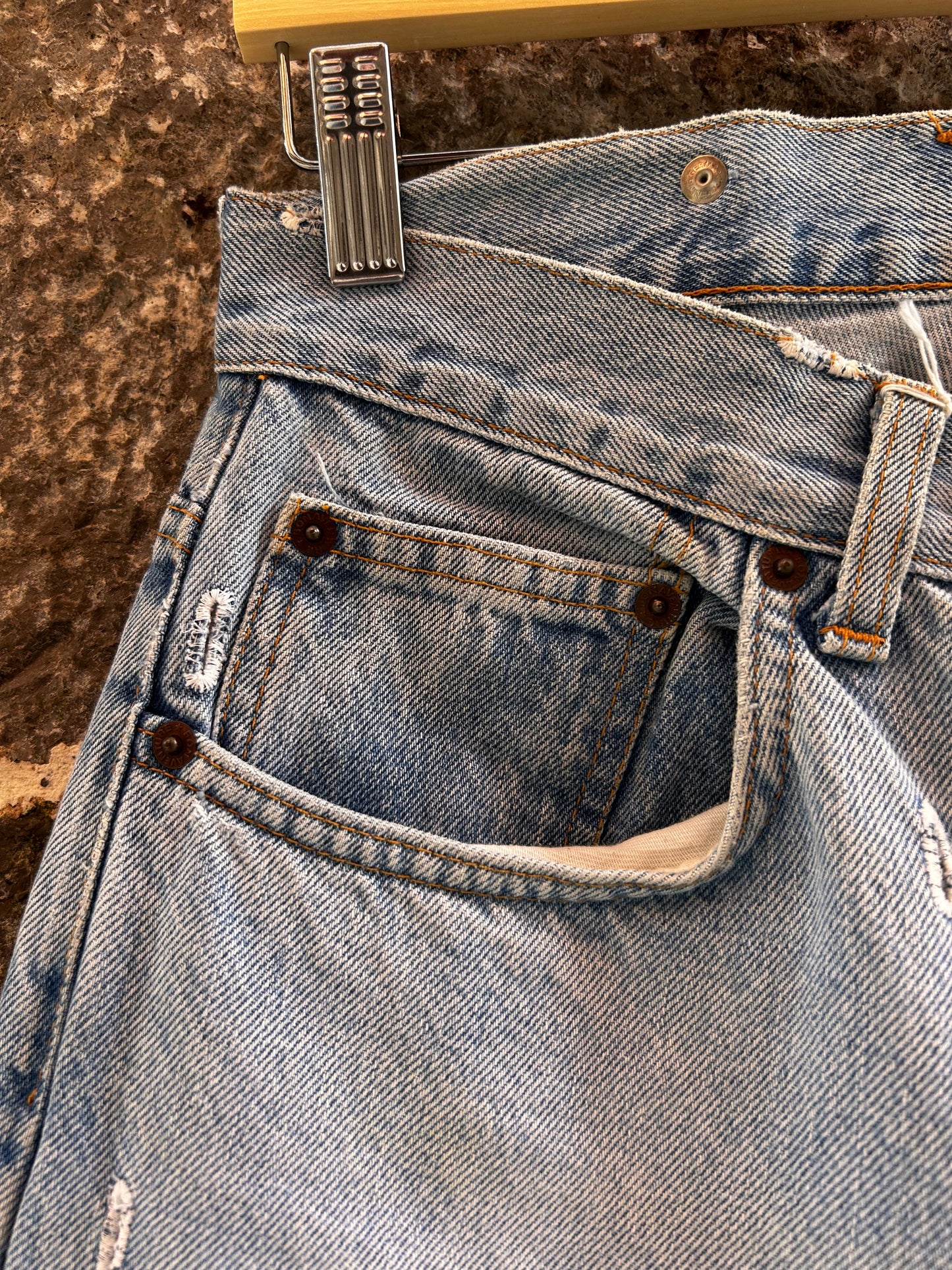 Pantalón vaquero Bonaventure con ojales
