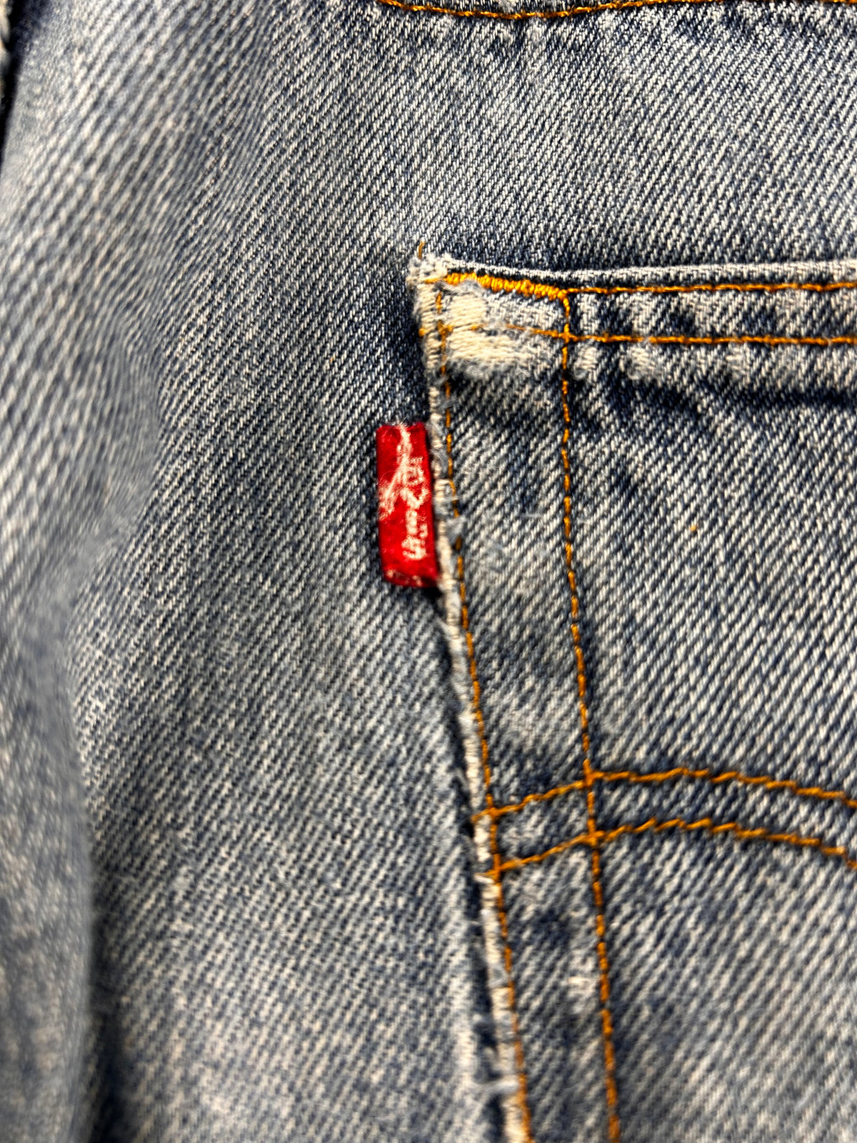 Pantalón vaquero Levi's 501 Straight (Año 2007) - Cropped / Distressed - Talla W36