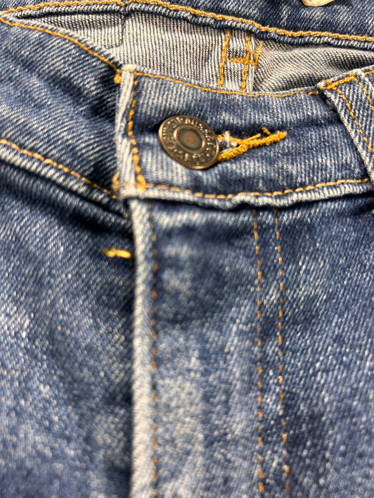 Pantalón vaquero Levi's 721 Vintage High Rise Skinny - Talla W23 L32 (Distressed)