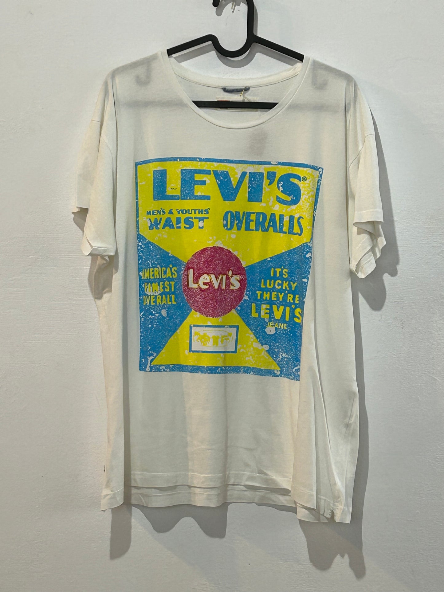 Camiseta Levi's gráfica