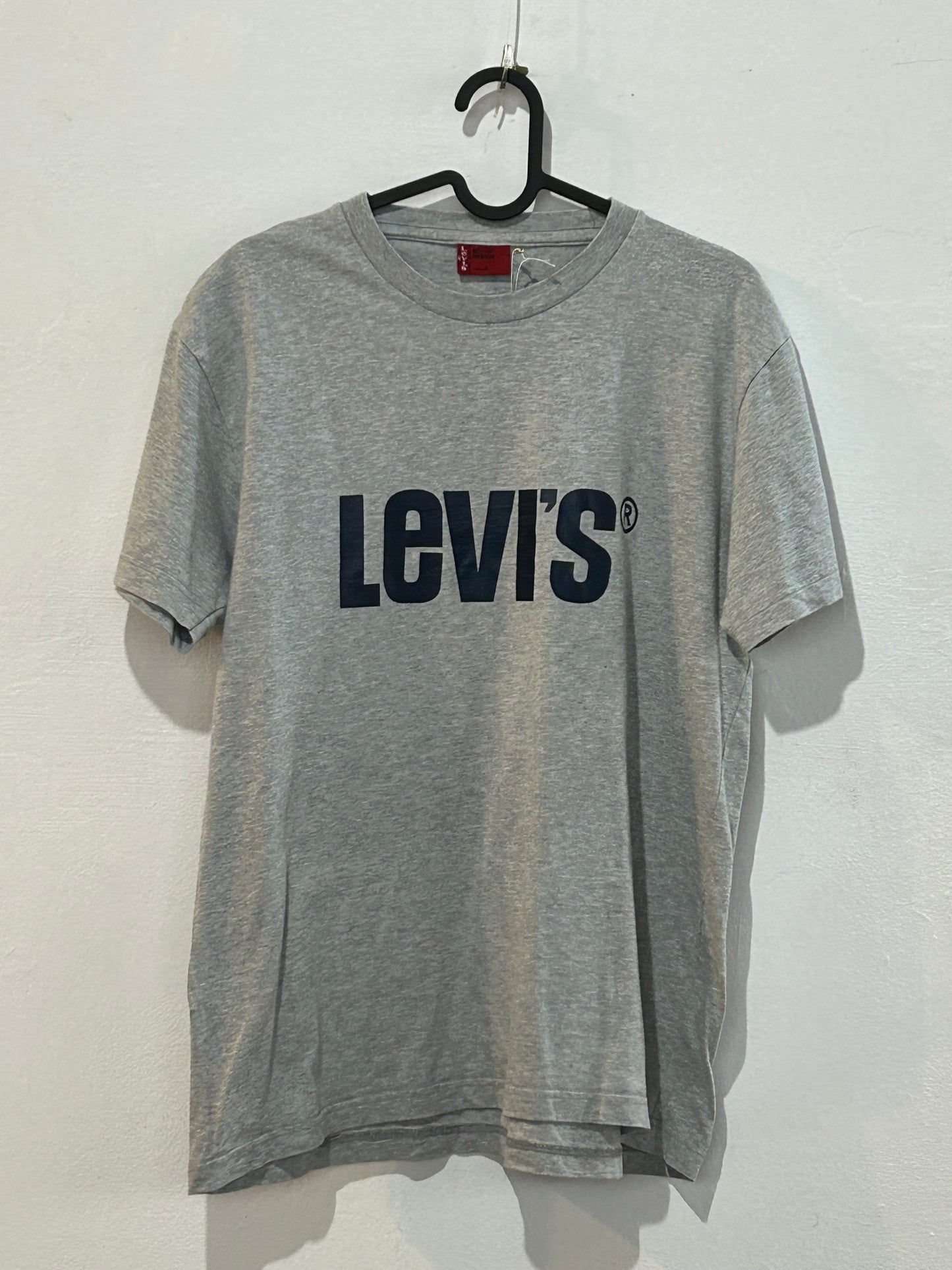 Camiseta Levi's logo gris